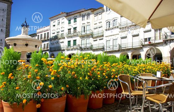 Giraldo square, Evora, south of Portugal