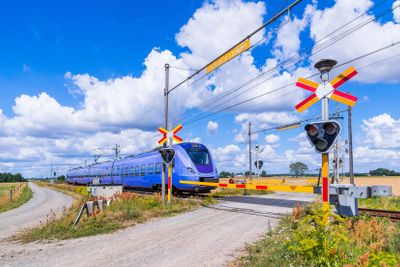 Skånetrafikens pågatåg till Kristianstad vid en...