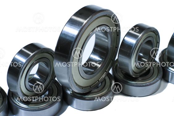 Many bearings of different sizes together