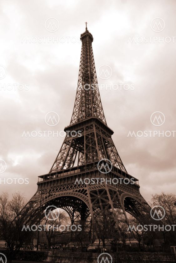 eiffel tower