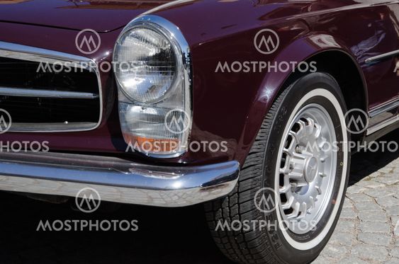 Oldtimer car headlight