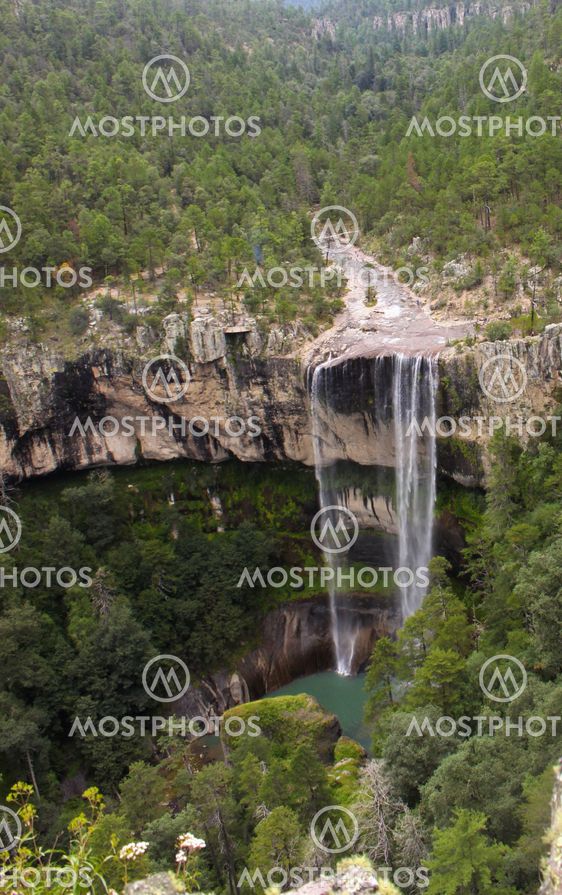 Salto del Agua Llovida Top View
