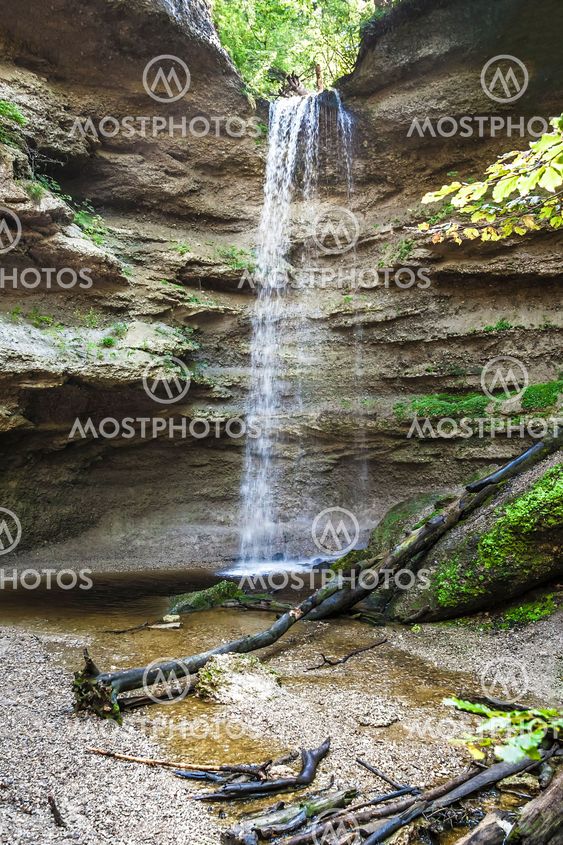 Pähler Schlucht waterfall
