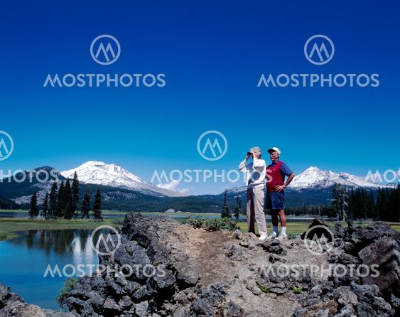 Sparks Lake with Sisters Mountain, Oregon