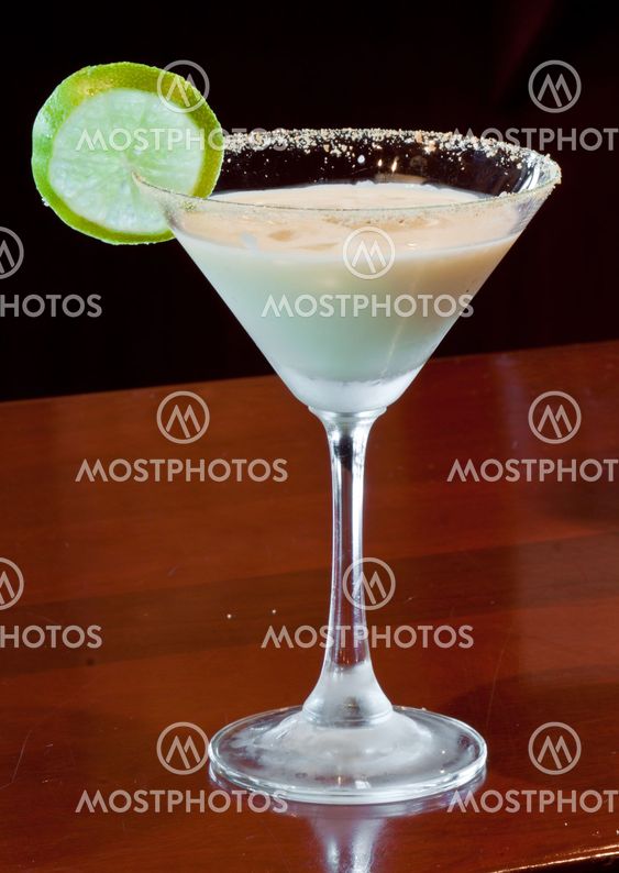 Key lime pie Martini
