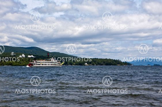 Steam boat at Lake George