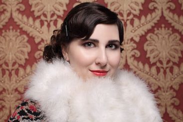 Fashionable brunette woman retro style fashion beauty...