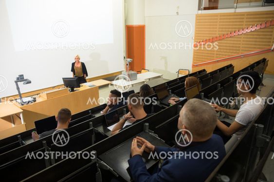 Föreläsning på universitet