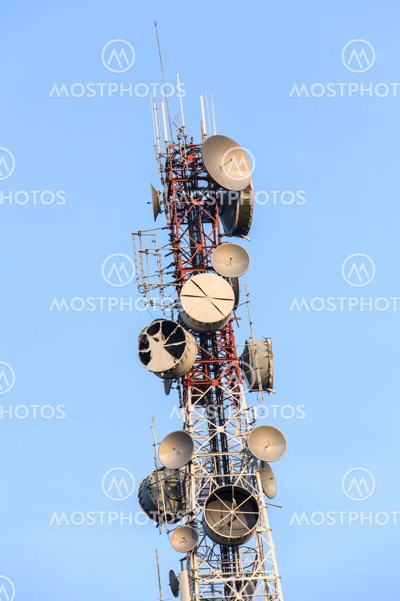 Telecommunications tower