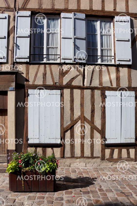 Street of Provins, Ille de France, France