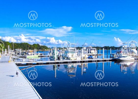 HDR riverside marina 1