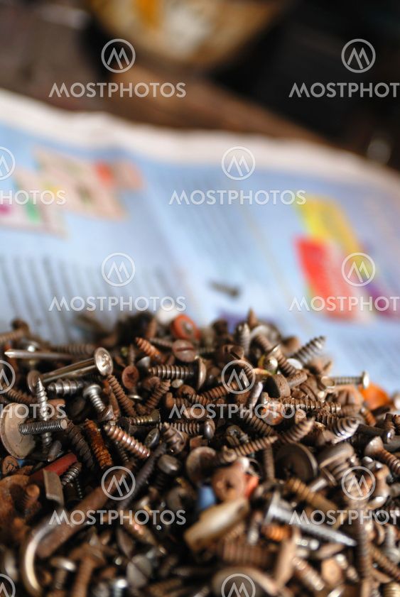 Set of screw and bolt heads