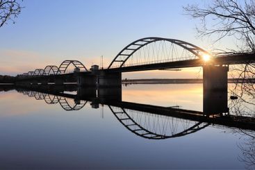 Vårkväll vid Bergnäsbron i Luleå